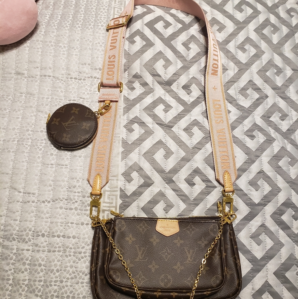 COPY - Louis Vuitton Multi Pochette